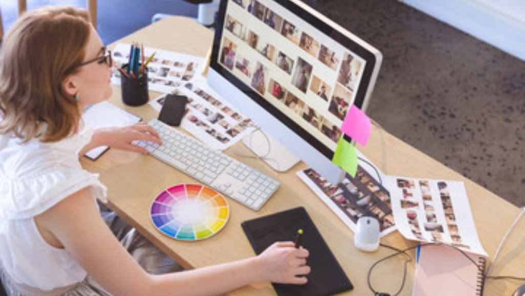 How to Start a Freelance Graphic Design Business